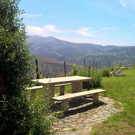 Semesterbostad Blue Mountain View Holiday Oliveira do Hospital